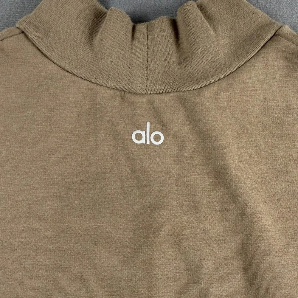 Alo Yoga Womens Mock Neck Sleeveless Muscle Tank Top Brown Size S